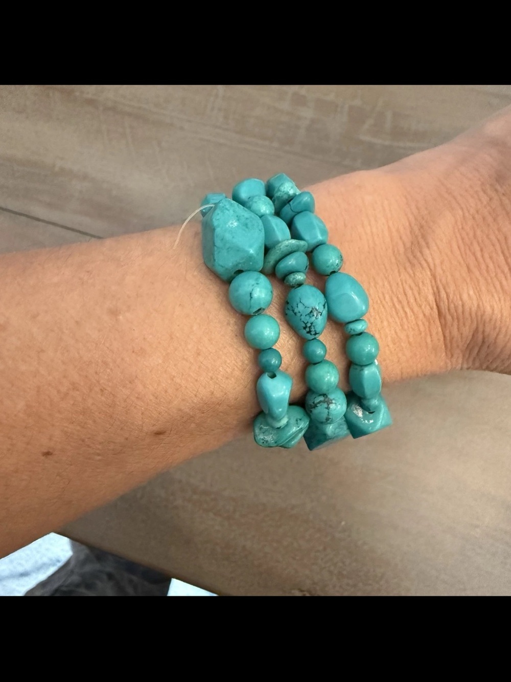 Turquoise Beaded Stretch Bracelet Set - Women Jewelry stack statement Preowned